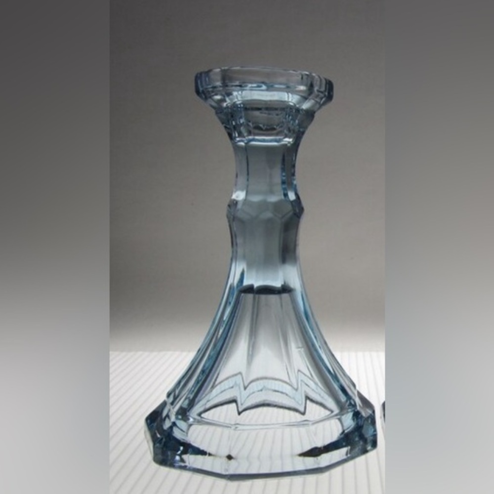 Virginia light‎ blue candlestick by Fostoria Glass. Vintage 1980 pattern trumpet